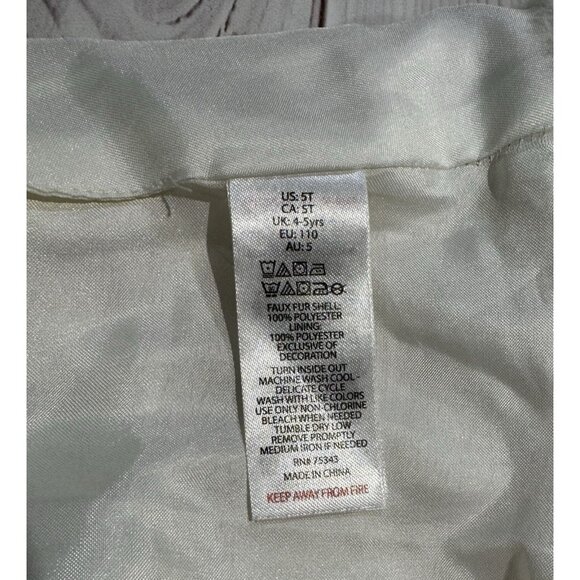 Reversible Kids Beige Faux Fur Mini Skirt Size 5T Fur-to-Satin Holiday Cozy - Picture 7 of 10